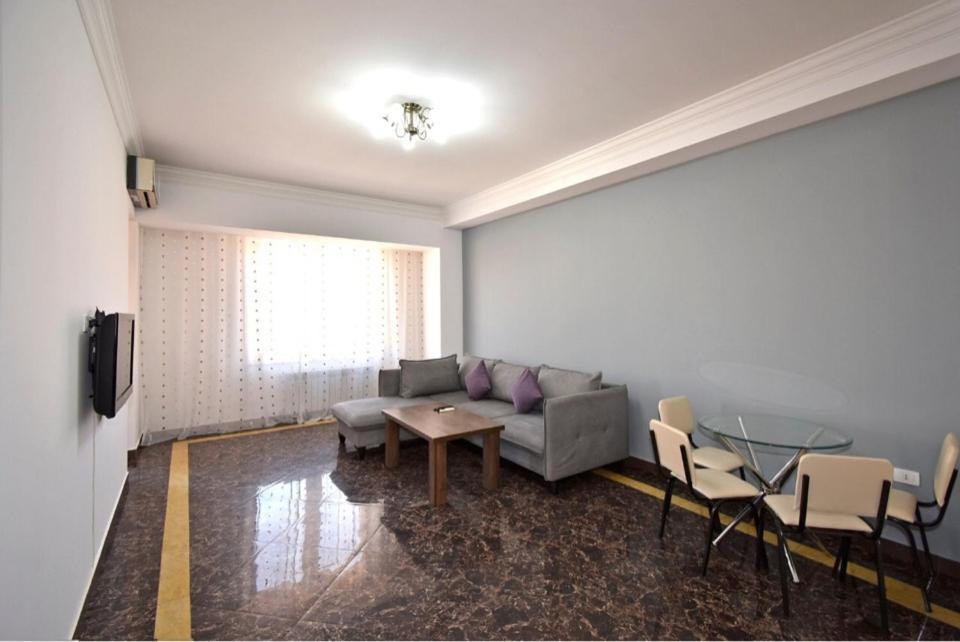 Modern Apartment For Rent In Buzand Street Bu944 Jereván Kültér fotó