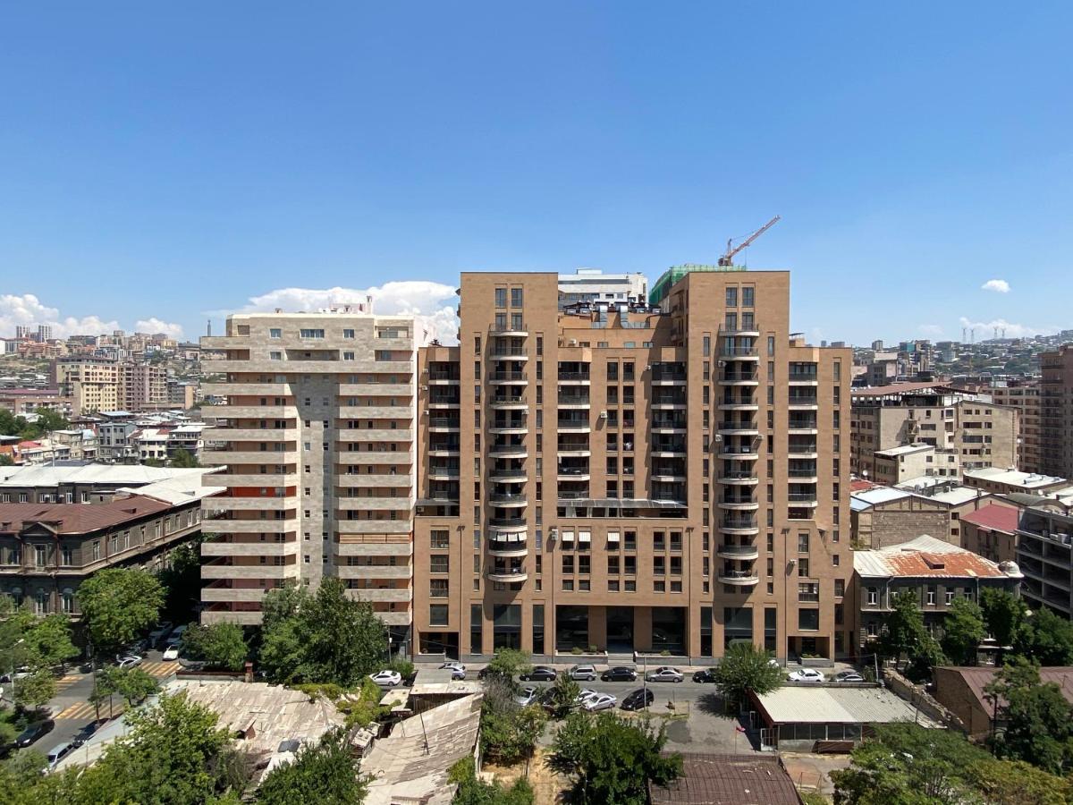Modern Apartment For Rent In Buzand Street Bu944 Jereván Kültér fotó