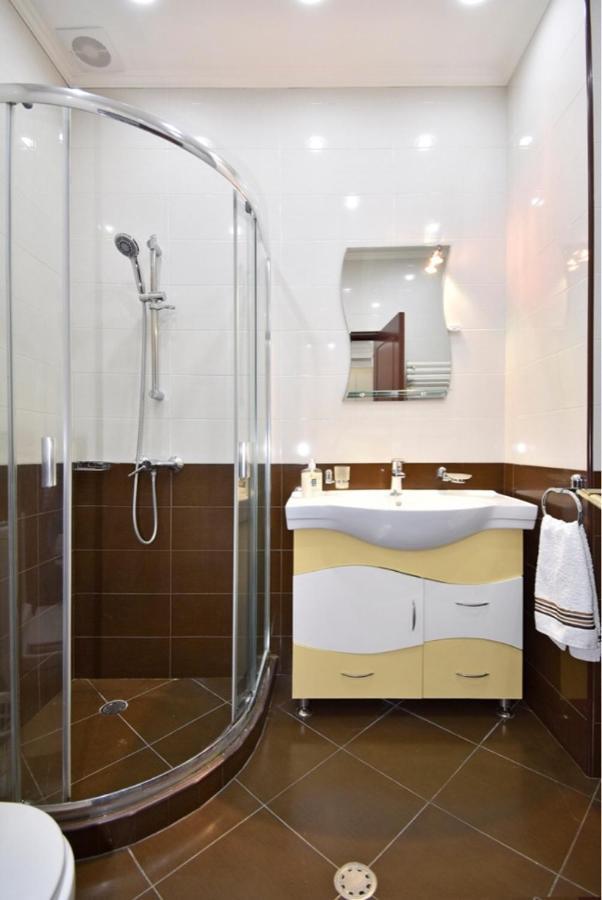 Modern Apartment For Rent In Buzand Street Bu944 Jereván Kültér fotó