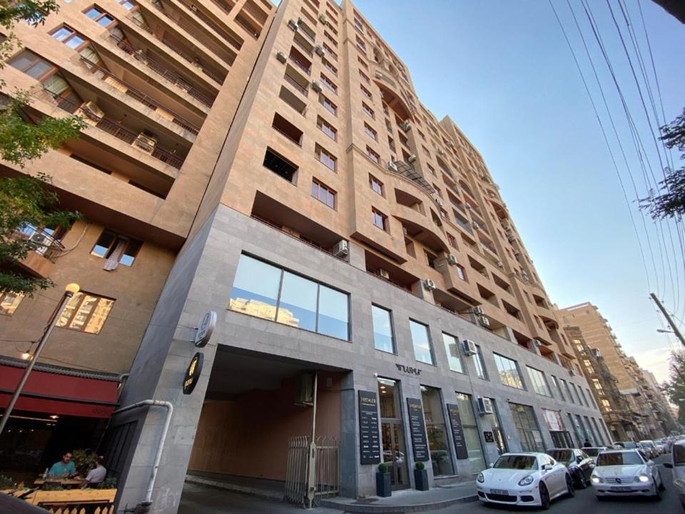 Modern Apartment For Rent In Buzand Street Bu944 Jereván Kültér fotó